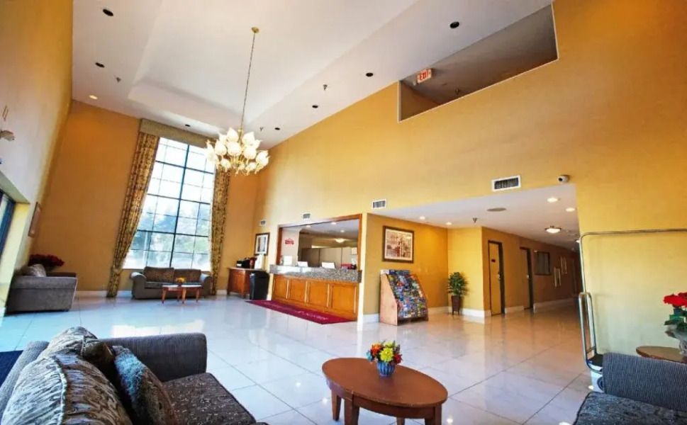 Best Western Cypress Inn & Suites