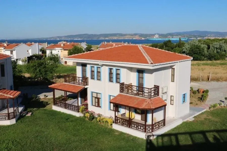 Kalanora Otel