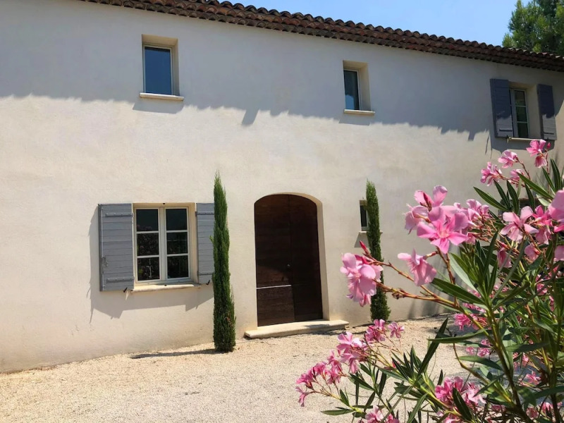 Villa With 5 Bedrooms in Mallemort, With Private Pool, Enclosed Garden and Wifi