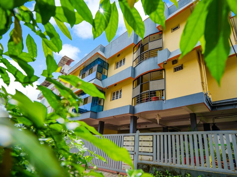 OYO 14081 Home Cozy Stay Elamakkara