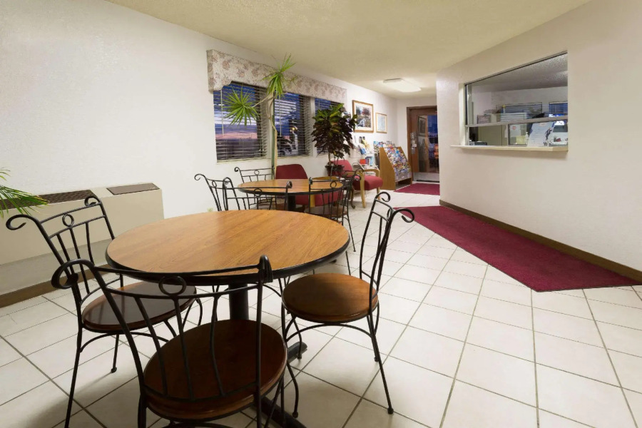 Rodeway Inn, Brighton