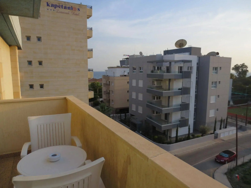 Kapetanios Limassol Hotel