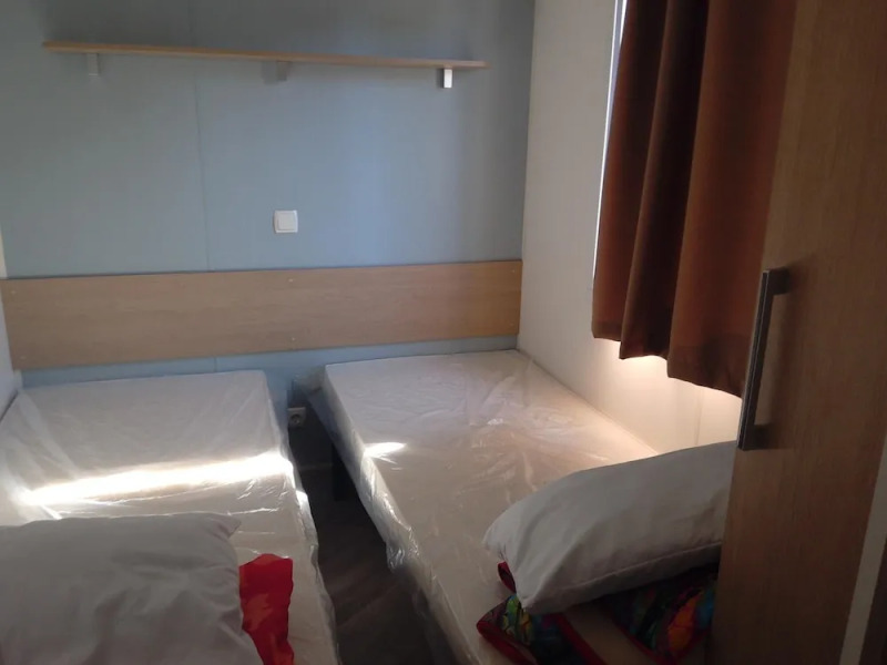 Bungalow With 3 Bedrooms in Gastes, With Pool Access and Furnished Ter