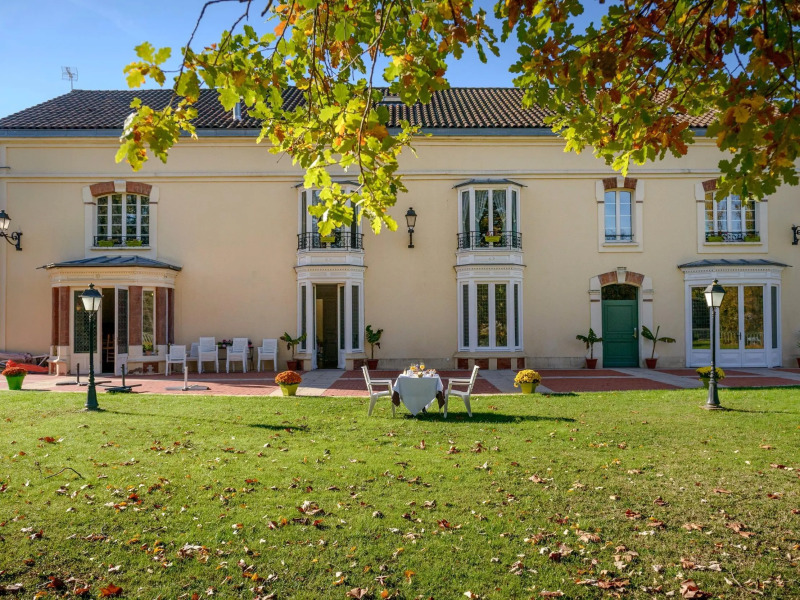 Logis Hotel Restaurant La Tour de Ciron