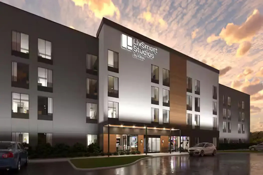 LivSmart Studios By Hilton Kokomo