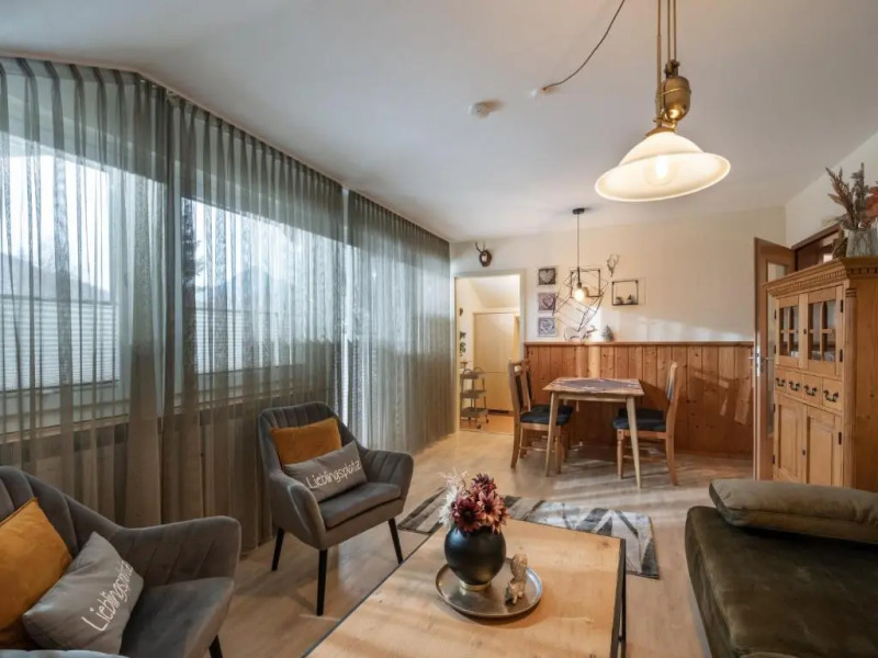 Schön gelegene Ferienwohnung für den Familien Urlaub mit Schwimmbad B7