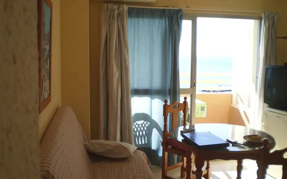 Stella Maris - 4  Pax - First Line - 1410-PAW