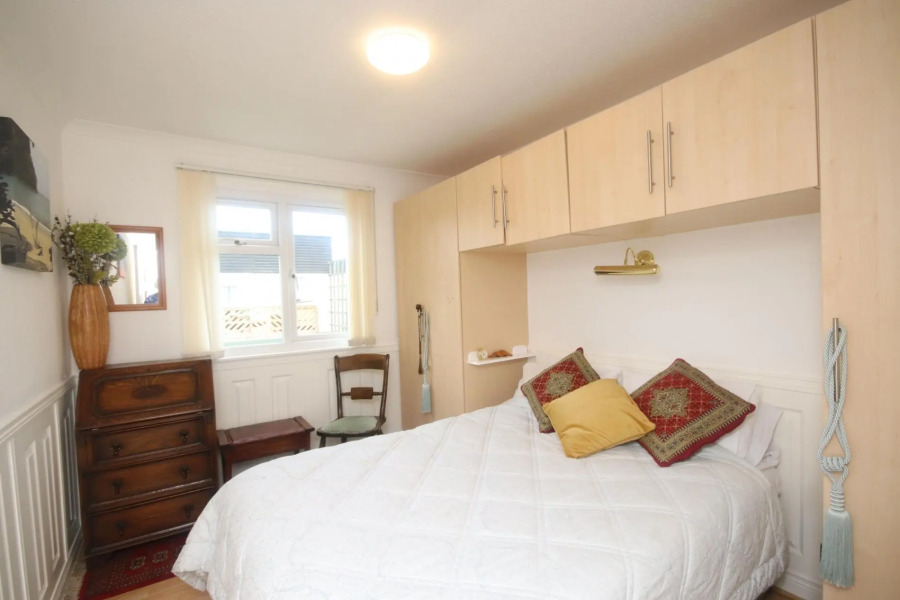 5G Medmerry Park 1 Bedroom Chalet