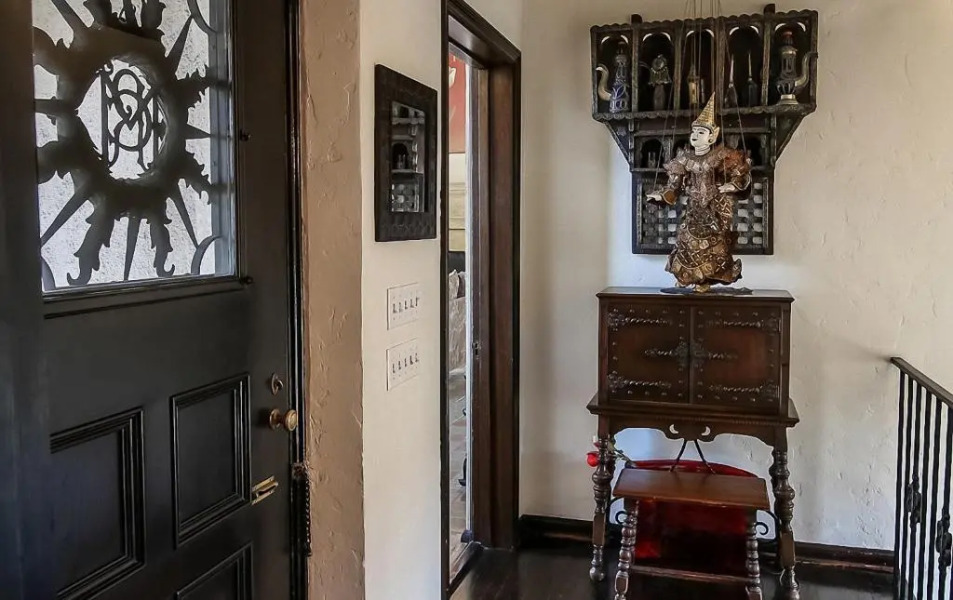 The Patrician Hollywood Universal