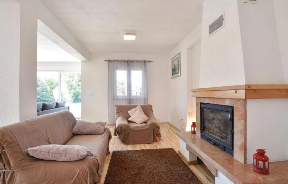 Stunning Home in Sinj With 2 Bedrooms, Wifi and Outdoor Swimming Pool