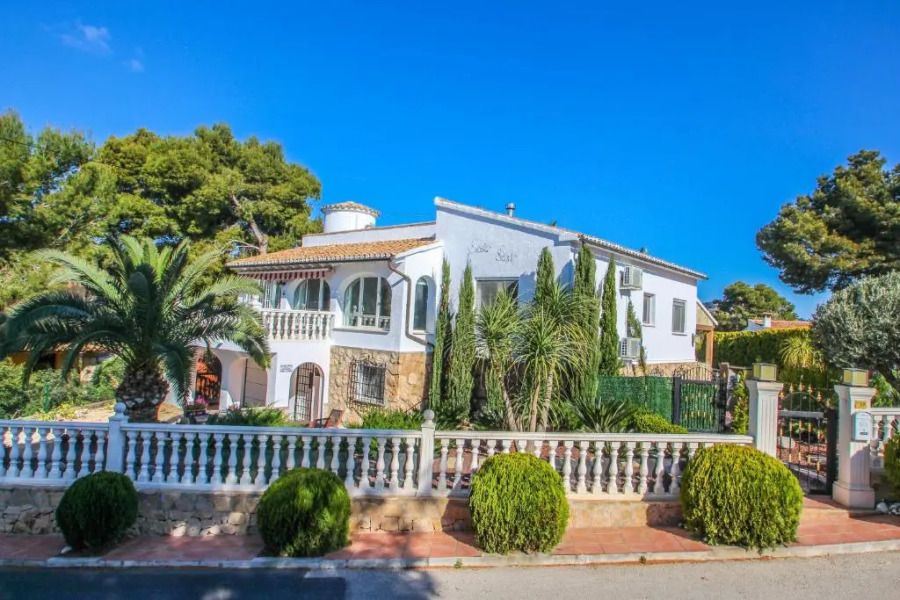 Susi - holiday home with private swimming pool in Moraira