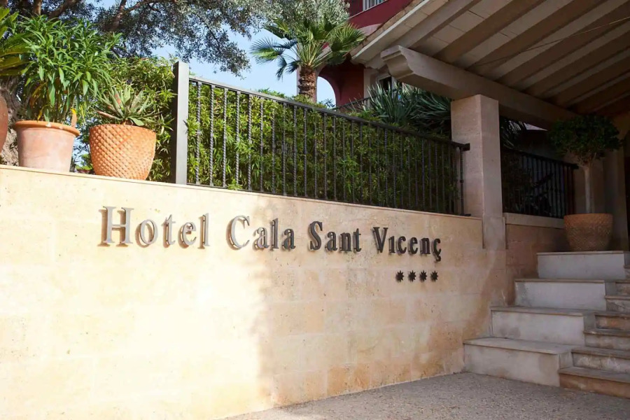 Hotel Cala Sant Vicenç - Adults Only + 16