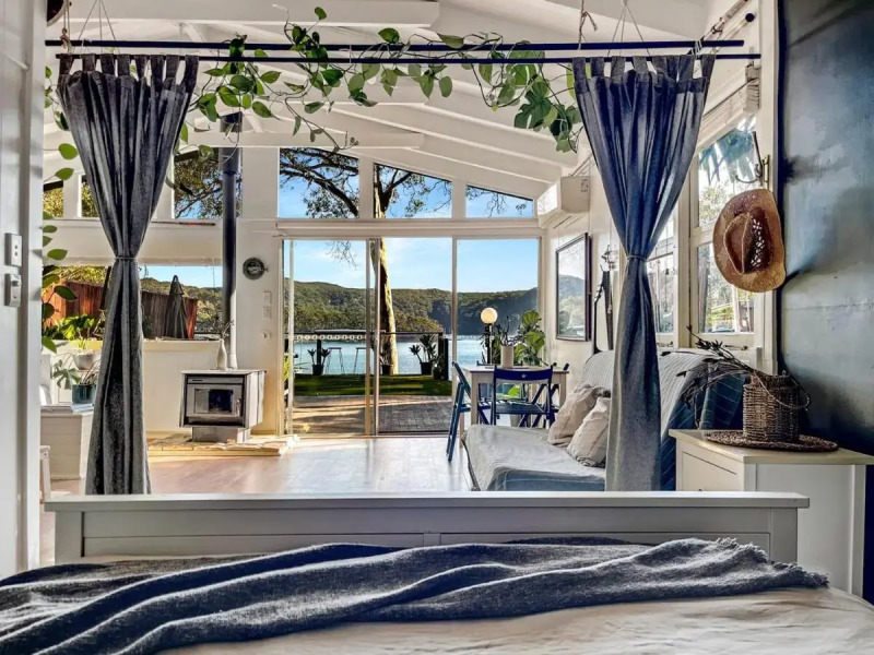 Island Paradise - Private Waterfront Retreat