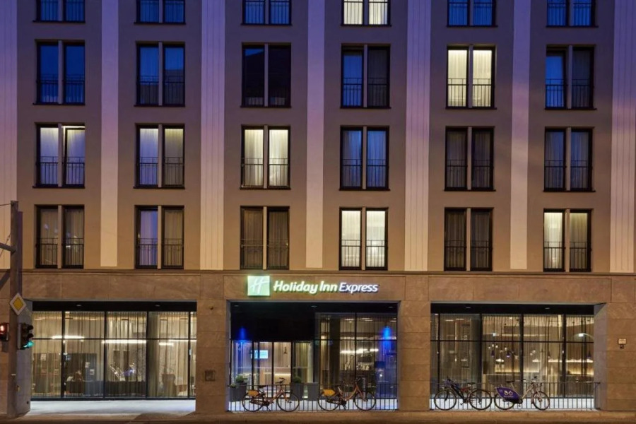 Holiday Inn Express Berlin - Alexanderplatz by IHG