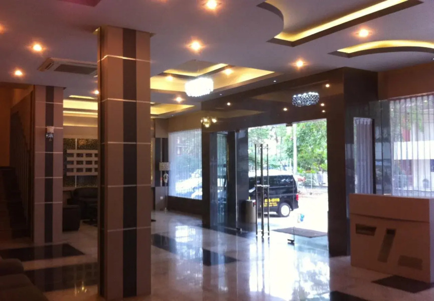 NIDA Rooms Nagoya Seraya Mas