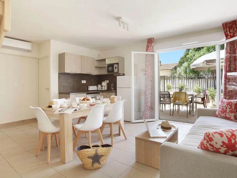 Nicely Maintained Apartment Near the Historic Aigues-mortes