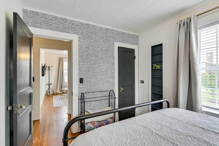 Cozy Starkville Apartment: Walk to Main Street!