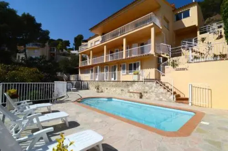 Apartamentos Mediterranea