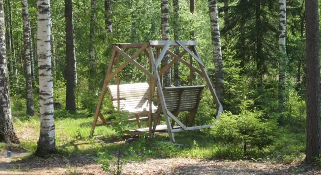 LomaLeivon Mökit