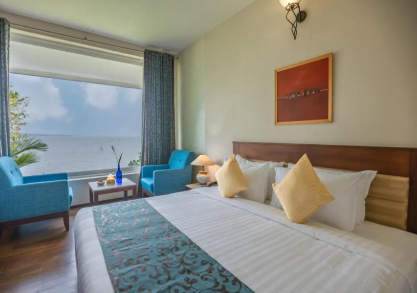 Blusalz Manor Waters Edge