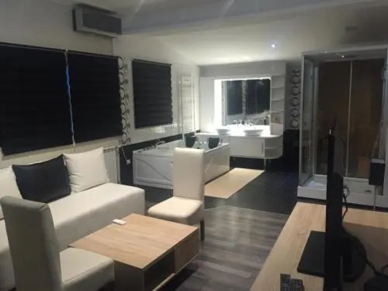 Hotel In Lukan Lux Plus