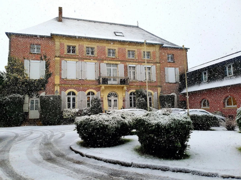 hotel le clos du montvinage