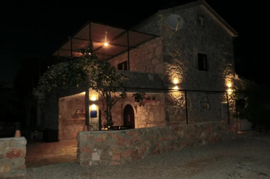 Villa Diny with Pool