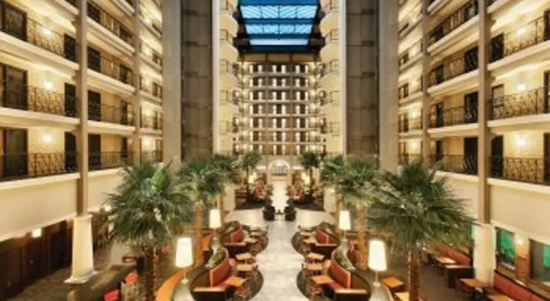 Hyatt on Main Green Bay