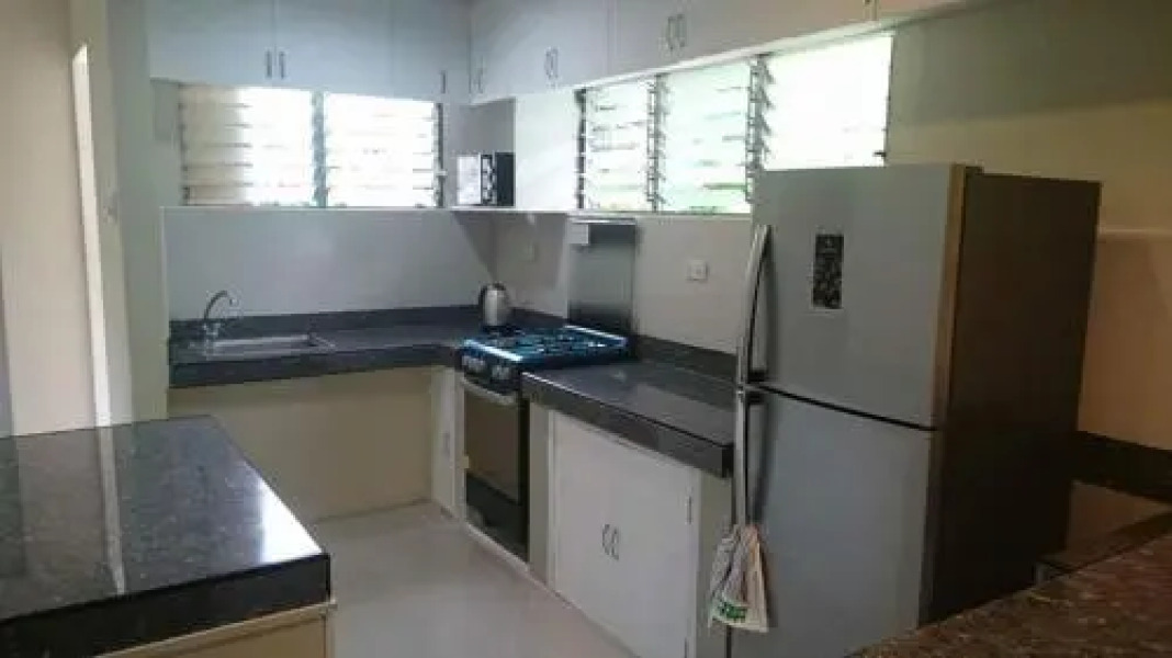 Lala's Transient House