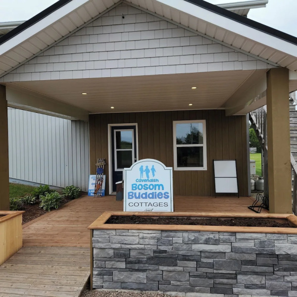 Cavendish Bosom Buddies Cottage Resort