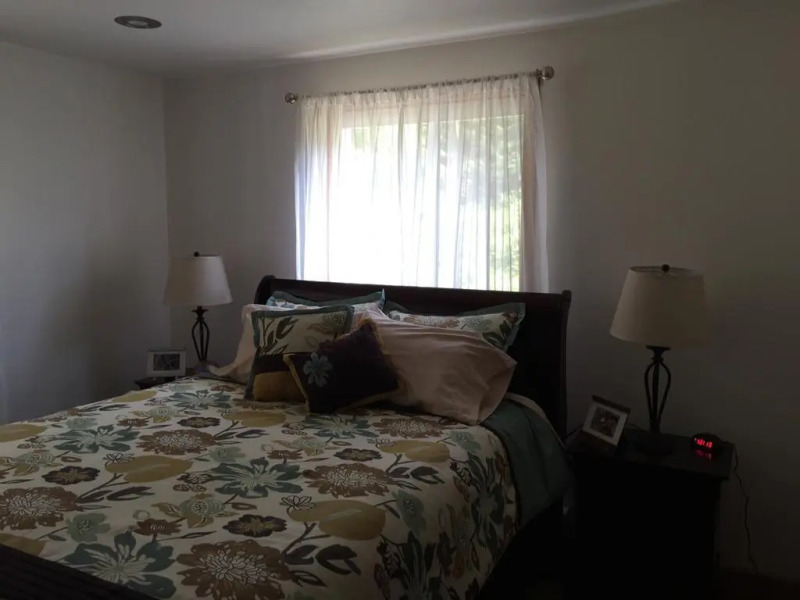 Squawking Raven B and B