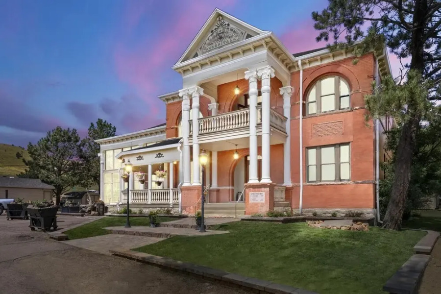 Cripple Creek Hospitality House