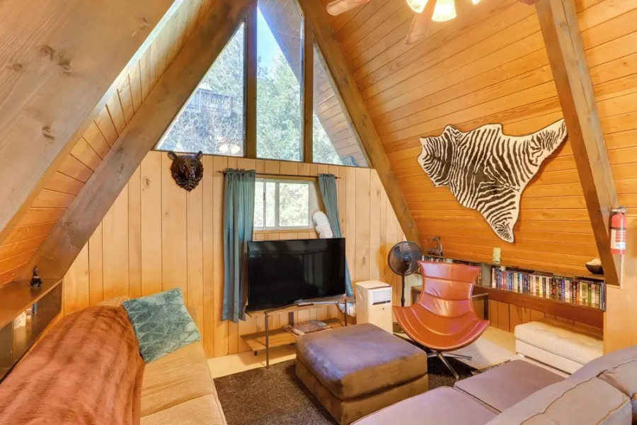 A-frame Home w/ 3 Decks & Lake Arrowhead Views!