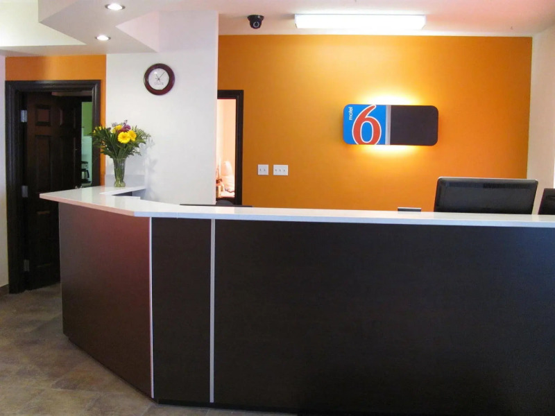 Joys Inn