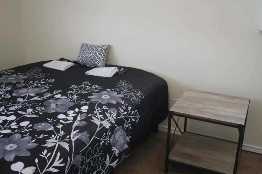 1 bedroom apartment within sight of Fort. Sill