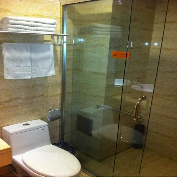 Yijing Holiday Hotel