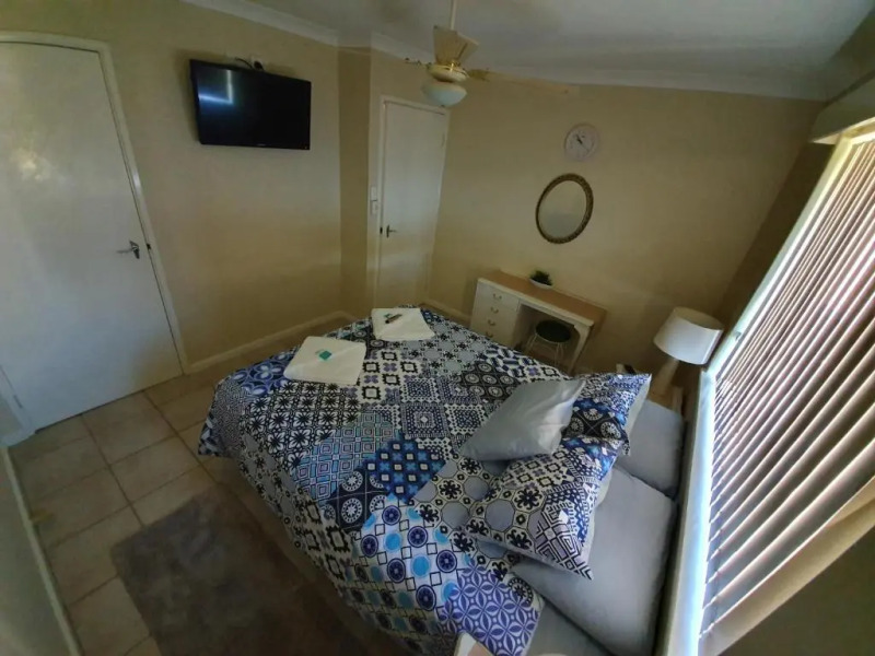 Ocean Beach Chalet 15