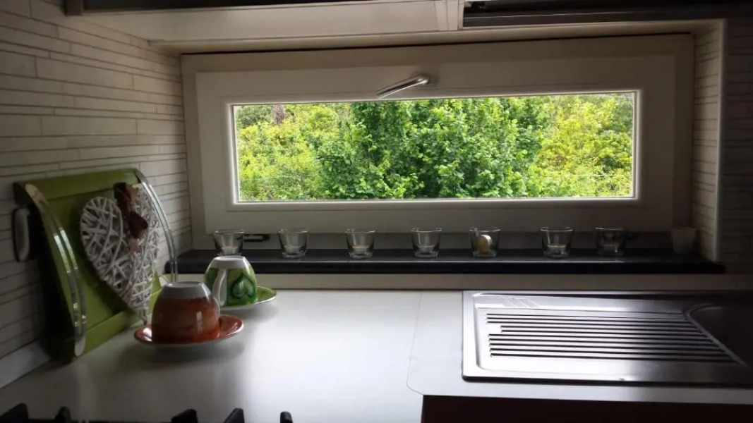 Secret pearl! Amalfi Coast, Pompei & Naples Free parking