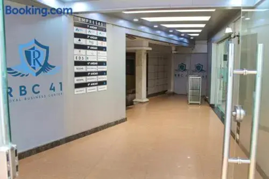 16 Quartos disponíveis - Edifício Piramide