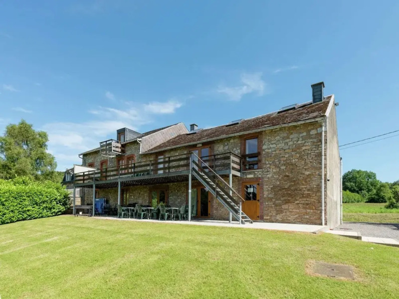 Cottage in Ferrieres With Sauna & Garden