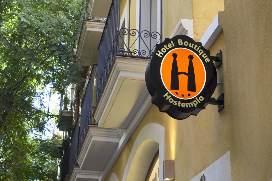 Apartments Hostemplo Suites