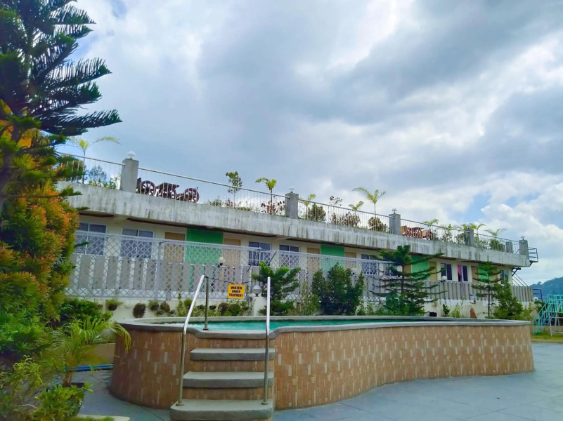 26 GARDEN Deck with a VIEW