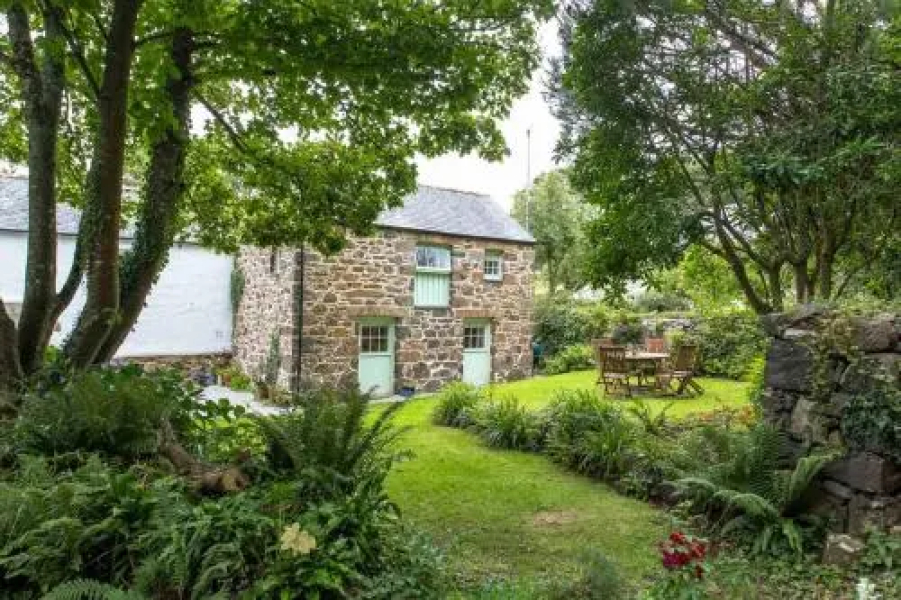 James' Cottage
