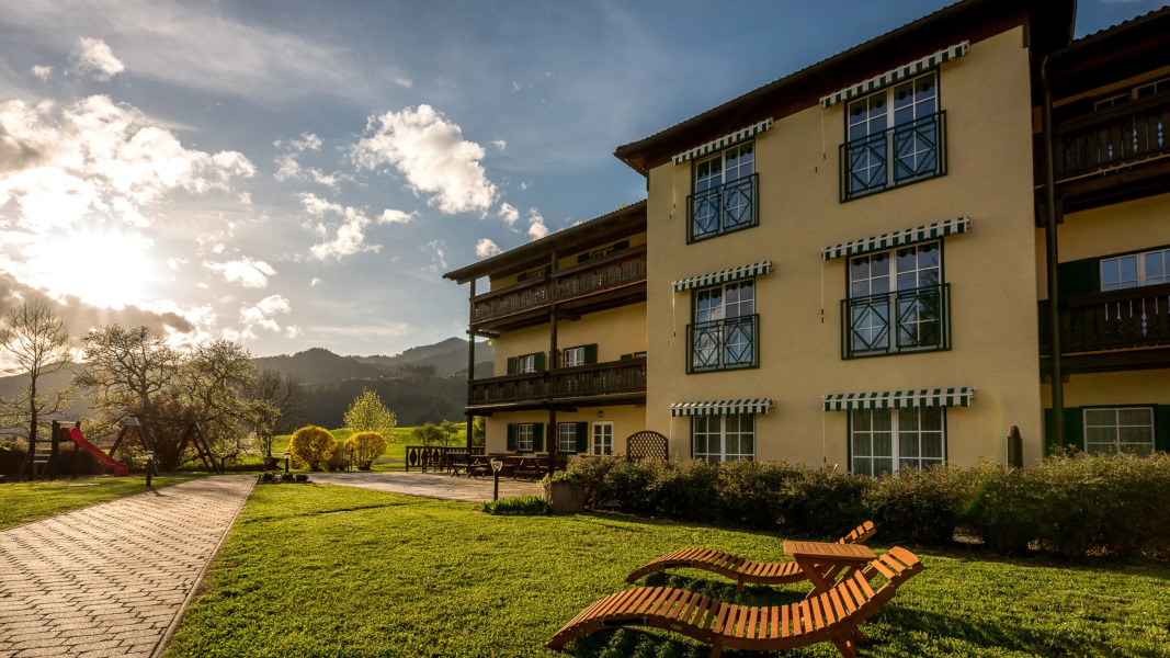 Ferienwohnungen Hotel Garni Dörflerwirt