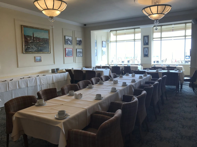 Pier Hotel