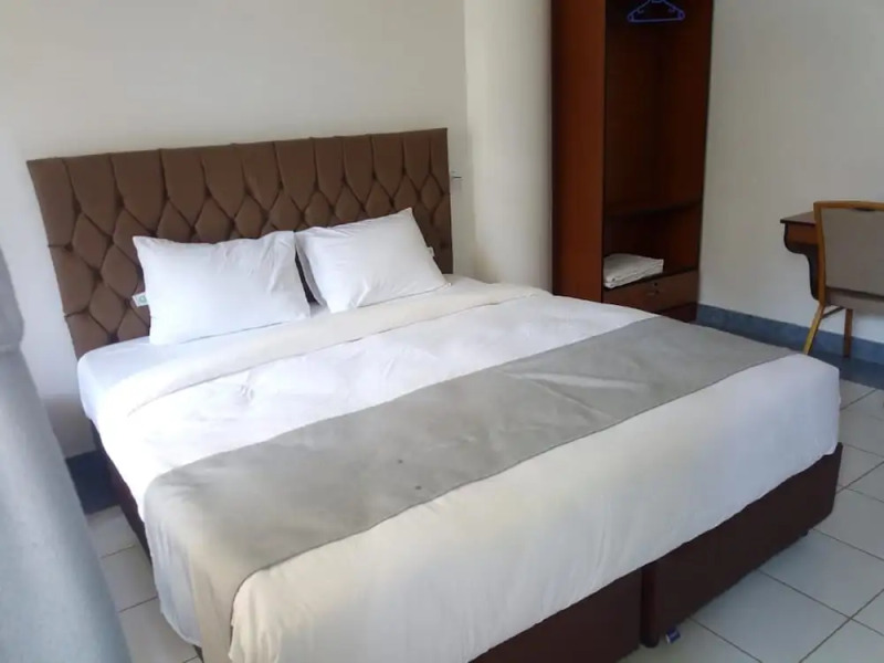 Pazuri Kitale Highway View