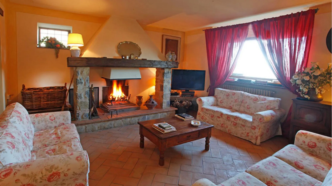 Villa La Felce, a typical Tuscan farmhouse surrounded by nature-VILLA LA FELCE