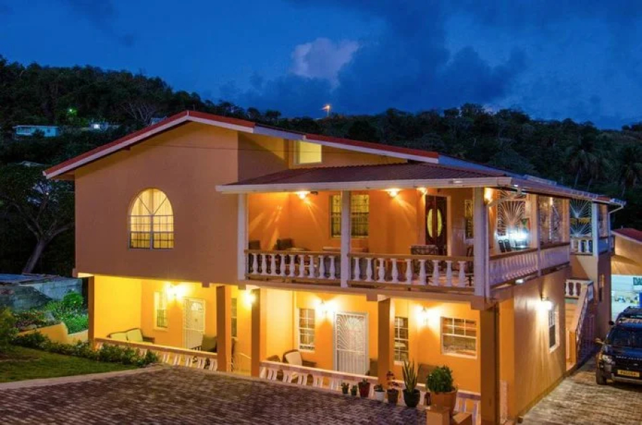 ClarenceVille Villa Apartments