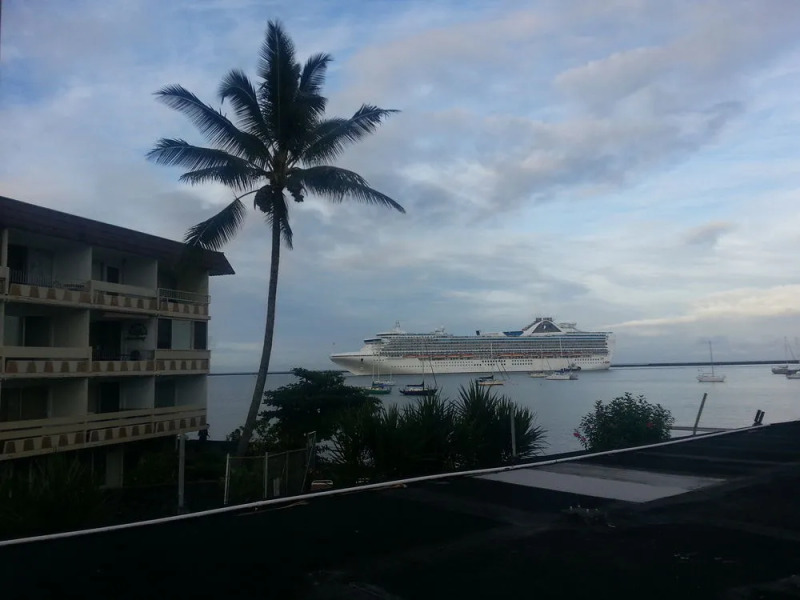 Hilo Reeds Bay Hotel