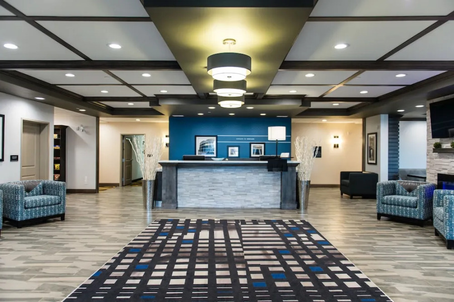 Western Star "Signature" Hotel & Conference Centre